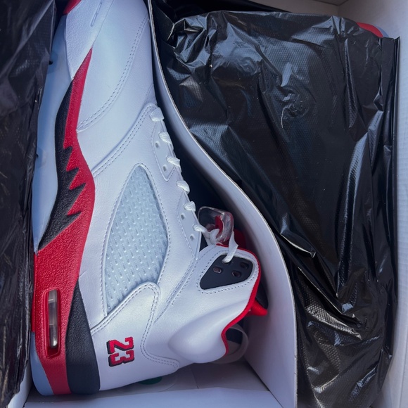 Nike Air Jordan 5 Fire Red Black Tongue - Picture 3 of 5